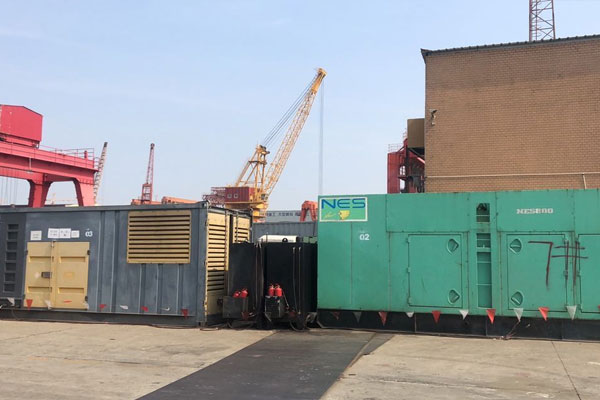 沅陵发电机出租空气滤清器的清洁频率是多少？